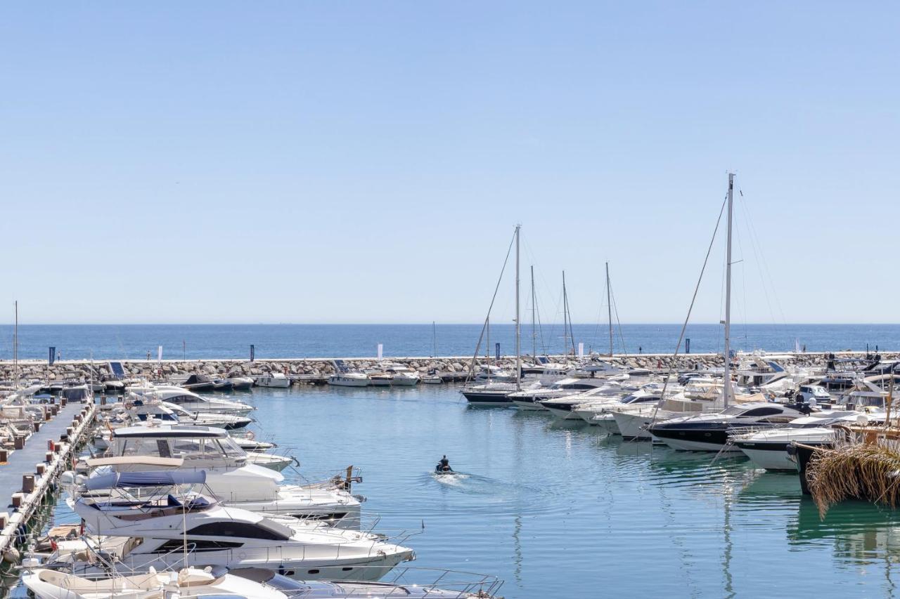 243-Fully Renovated-Puerto Banus Marbella Front Line Penthouse Apartment Exterior photo