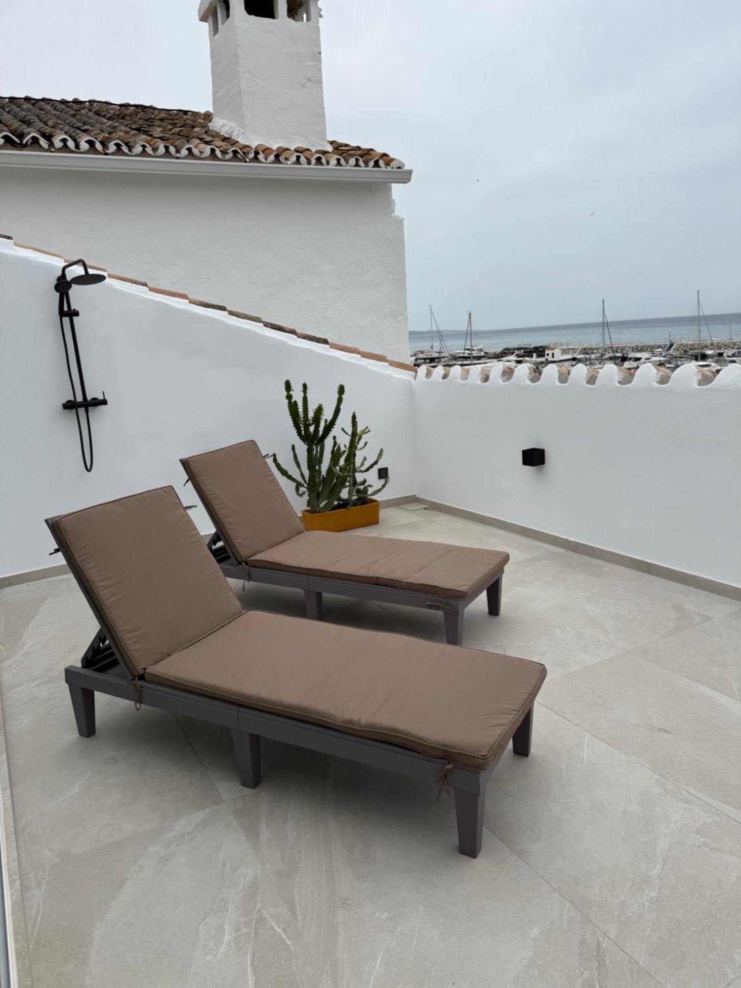 243-Fully Renovated-Puerto Banus Marbella Front Line Penthouse Apartment Exterior photo