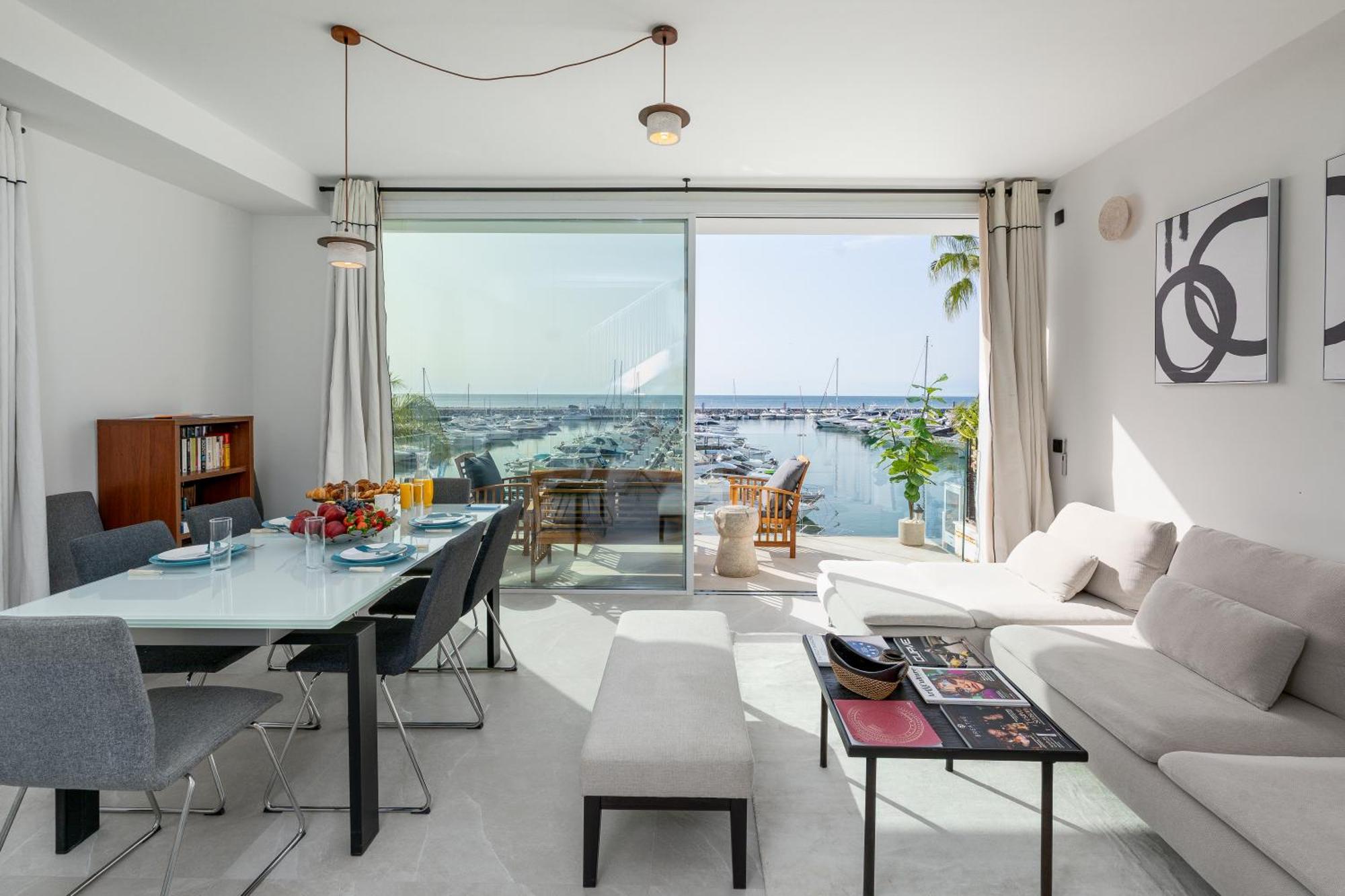 243-Fully Renovated-Puerto Banus Marbella Front Line Penthouse Apartment Exterior photo