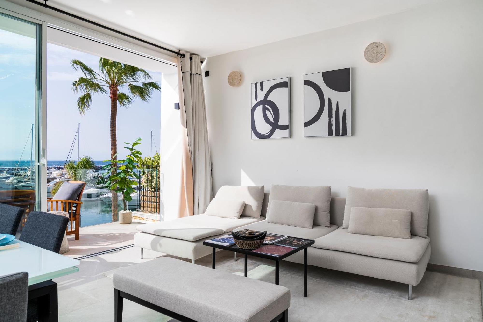 243-Fully Renovated-Puerto Banus Marbella Front Line Penthouse Apartment Exterior photo